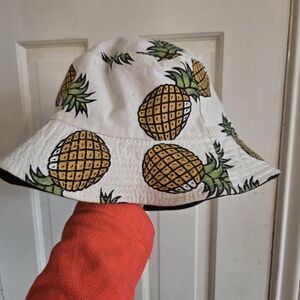 ZLYC Pineapple Print Bucket Hat